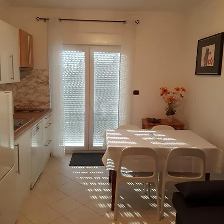 Apartment Mit Balkon Poreč Exteriér fotografie