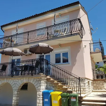 Apartment Mit Balkon Poreč Exteriér fotografie