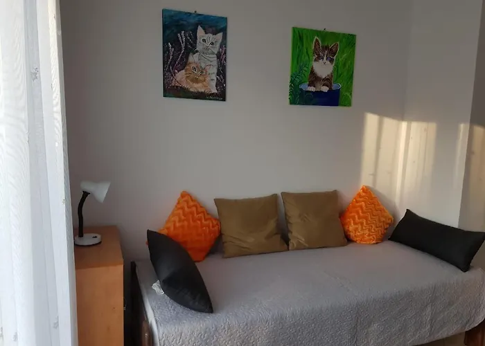 Apartment mit Balkon